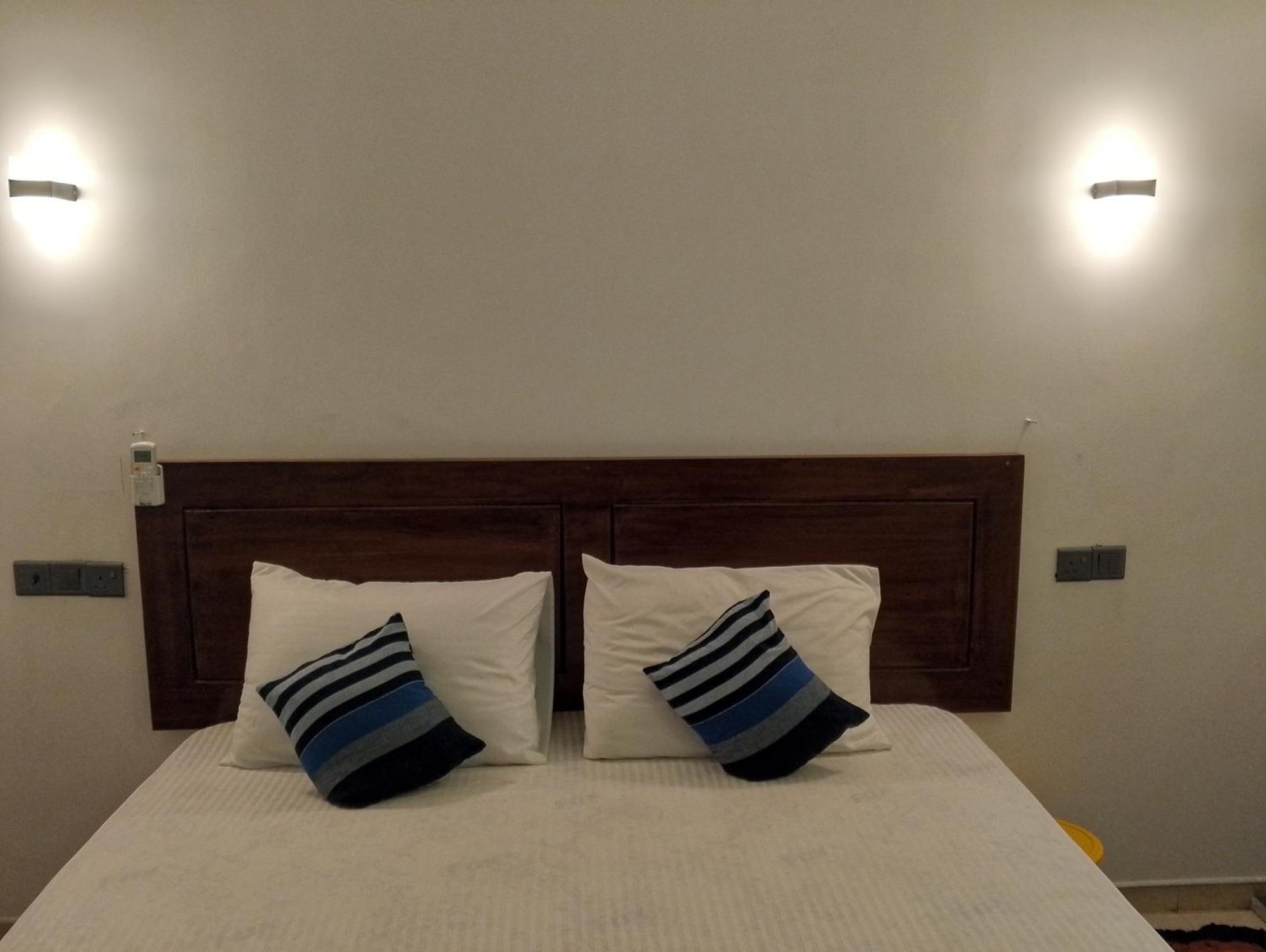 Sun Sea Guest Home Tangalle Bagian luar foto